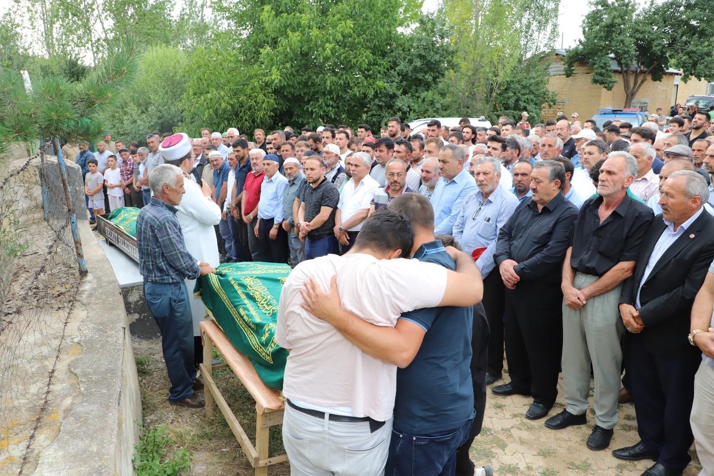 Gümüşhane’de cinnet getirerek 2 kişiyi öldüren şahıs yıllar önce de eşini öldürmüş