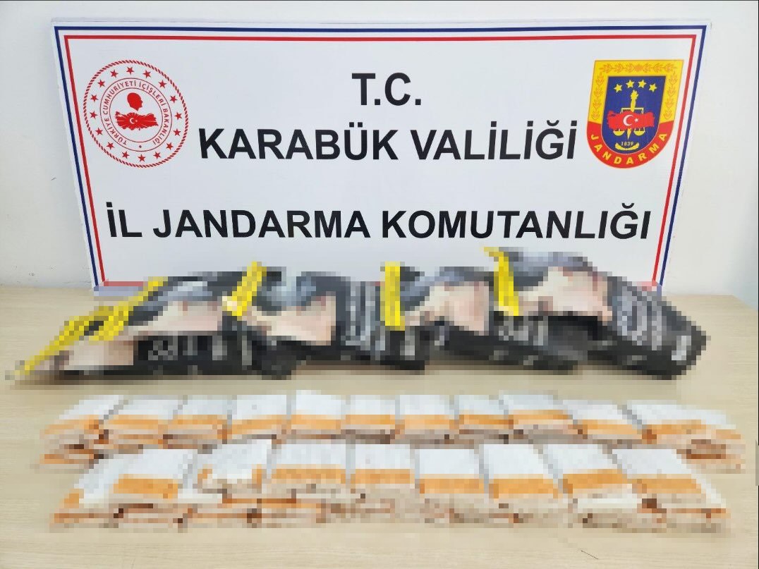 Karabük’te bin 700 makaron ve 3.5 kilo tütün ele geçirildi