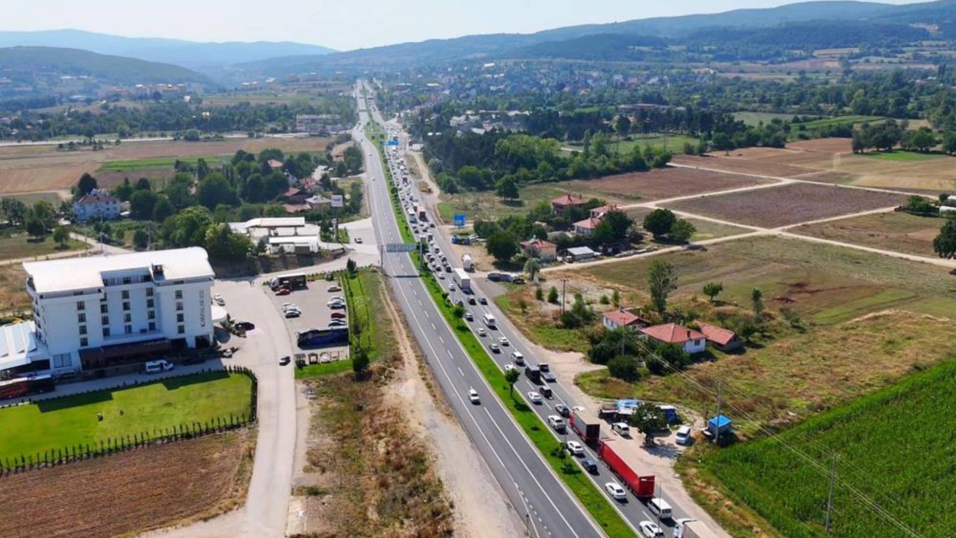 Bolu Dağı Tüneli kapatıldı: D-100 kara yolunda yoğunluk dört kat arttı