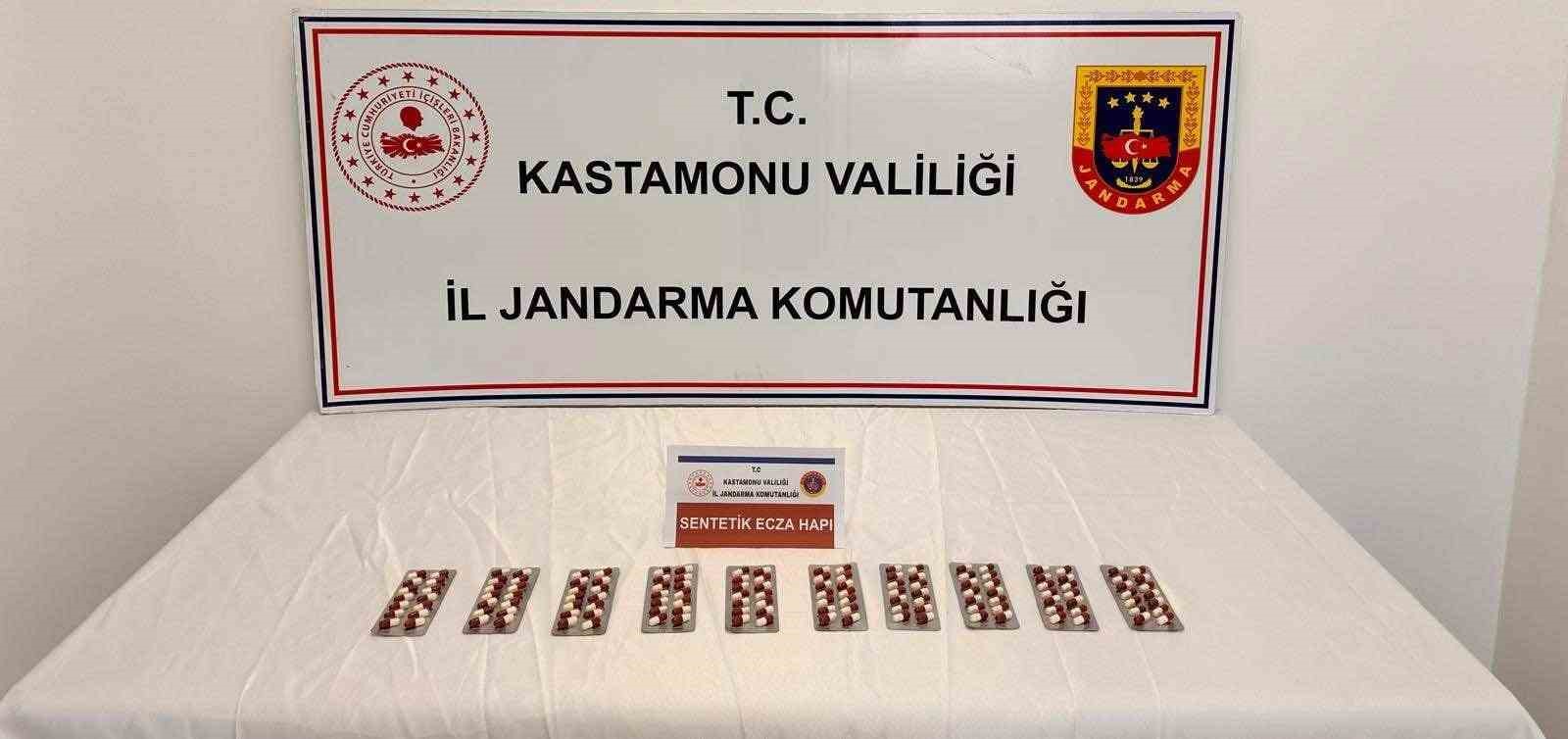 Kastamonu’da uyuşturucuyla yakalanan 2 şahıs tutuklandı